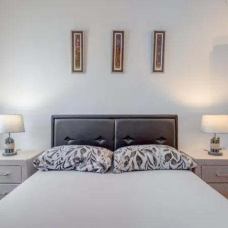 Modern 90 M2 With Balcony W The Sea View Appartamento