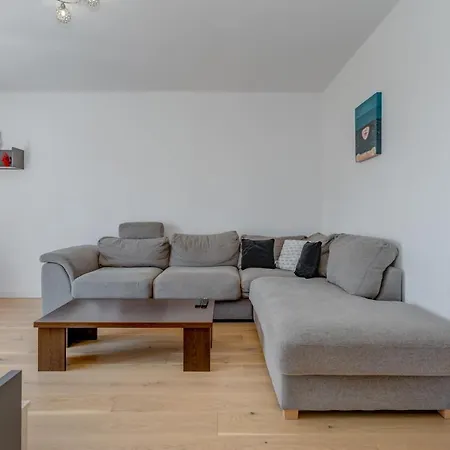 Modern 90 M2 With Balcony W The Sea View Spalato