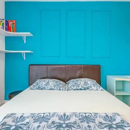 Modern 90 M2 With Balcony W The Sea View