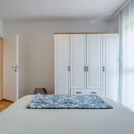 Modern 90 M2 With Balcony W The Sea View Appartamento Spalato