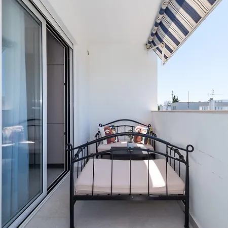 Modern 90 M2 With Balcony W The Sea View